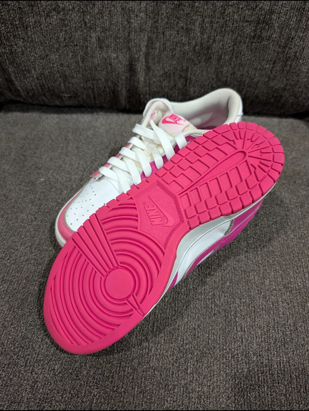 Nike Women’s Pink and White Low-Top Sneakers